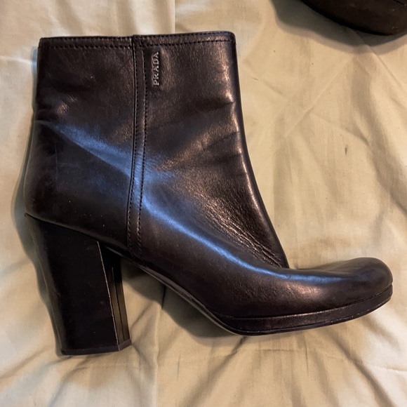 Prada black boots size 41 - Picture 5 of 9